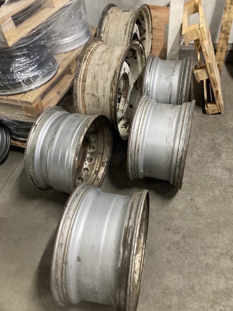 Felgi stalowe TIR - zniszczone